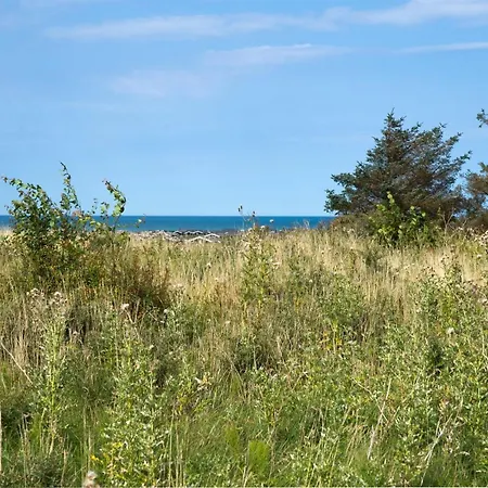 Eeske - 1km From The Sea By Interhome *