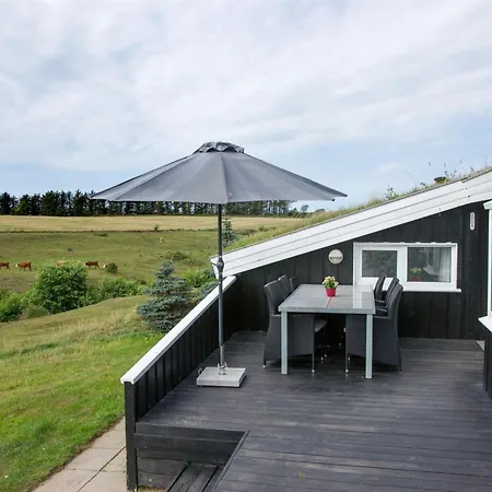 Eeske - 1km From The Sea By Interhome Vakantiehuis *