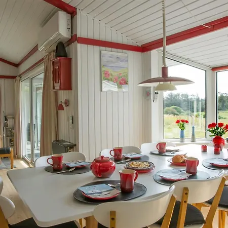 Eeske - 1km From The Sea By Interhome *